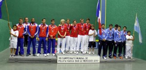 PodioXareMundialSub22-2013